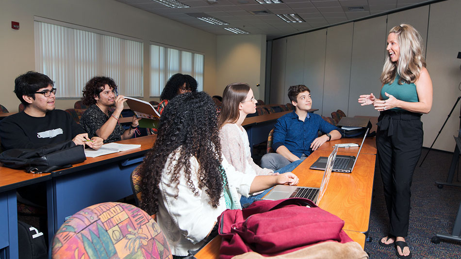 secondary english teacher teaching students